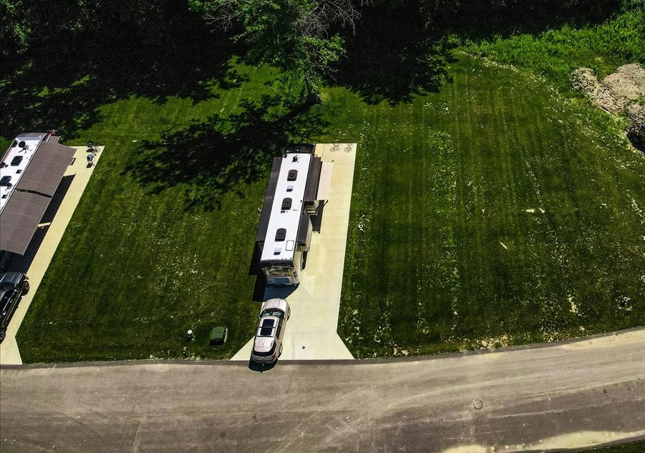 Lot 104        for sale - Motorcoach Resort Lake Erie Shores